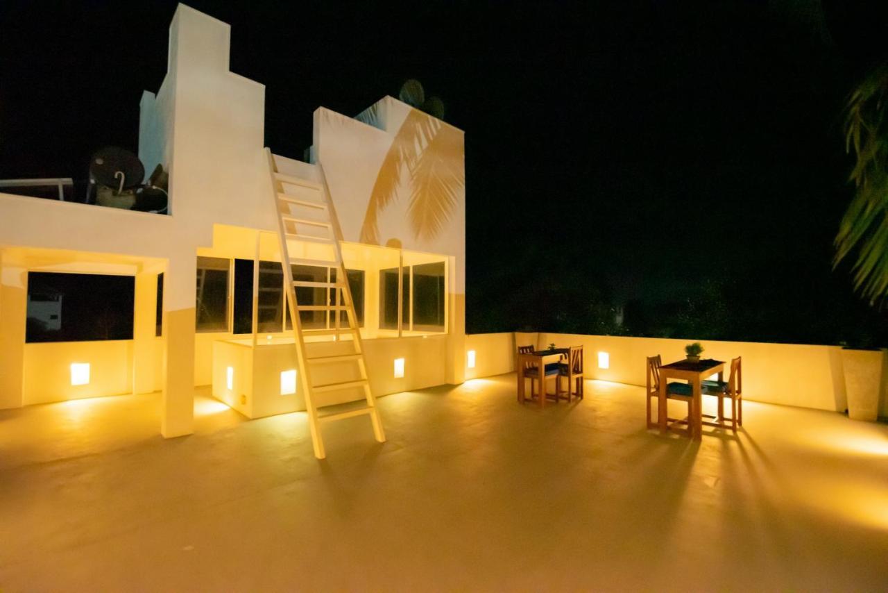 The Residence Хикадува Екстериор снимка