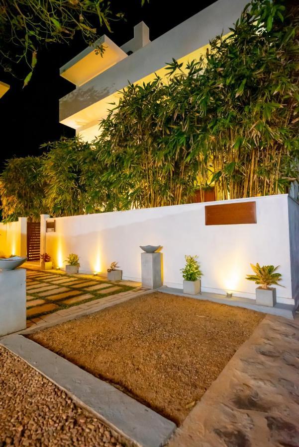 The Residence Хикадува Екстериор снимка