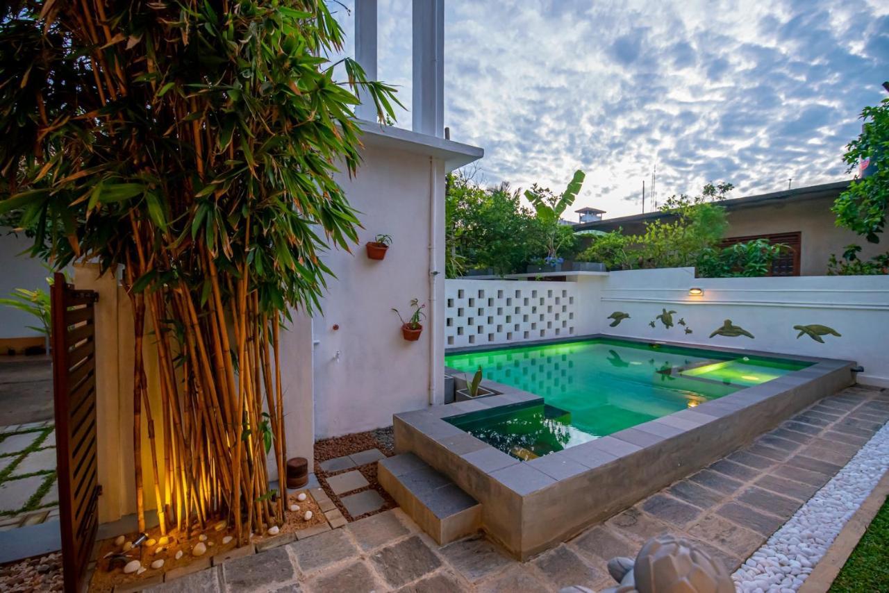 The Residence Хикадува Екстериор снимка